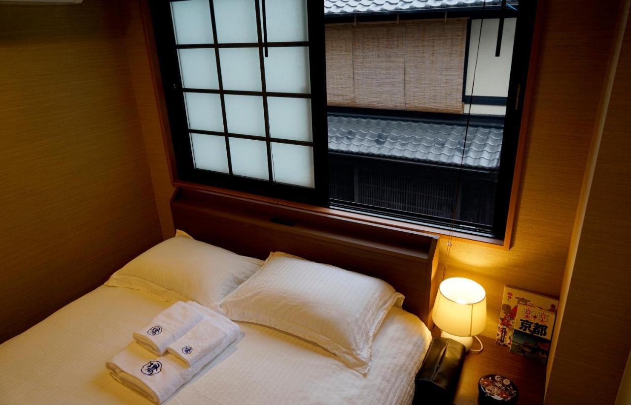 Hotel Traveling Bridge Nijojo Kyoto Buitenkant foto